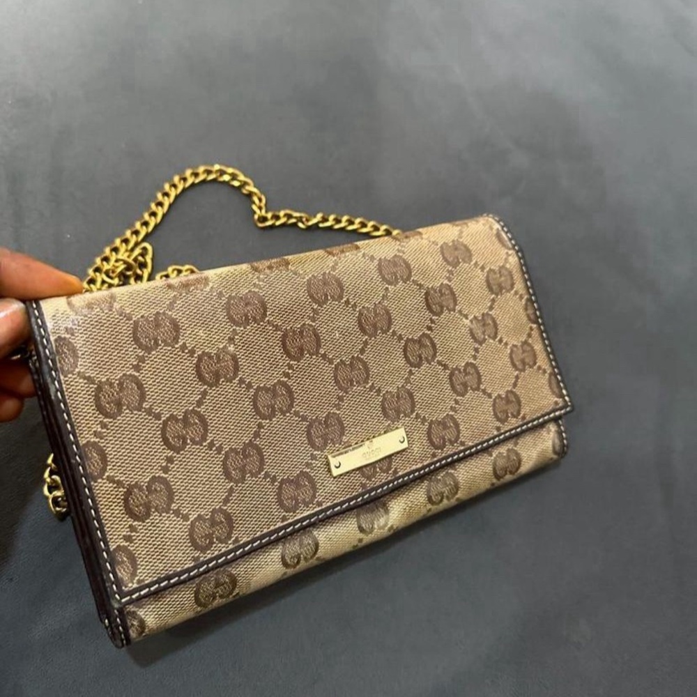 Pre Owned Authentic Gucci Brown with Dark  Brown leather Wallet With Gold Strap